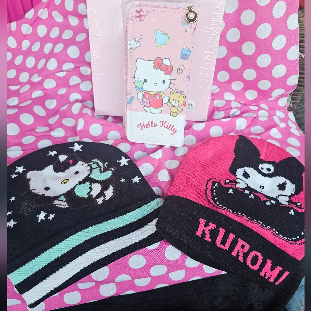 LOT OF HELLO KITTY!! BRAND NEW